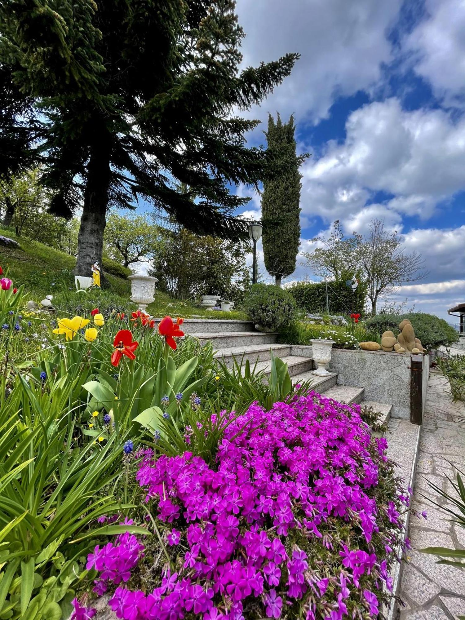 Mazzetti Country House-Vita In Campagna Con Giardino Vimignano-Chiesa Zewnętrze zdjęcie